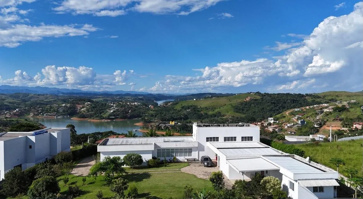 Casa térrea em condomínio com vista para a represa de Igaratá — foto 1