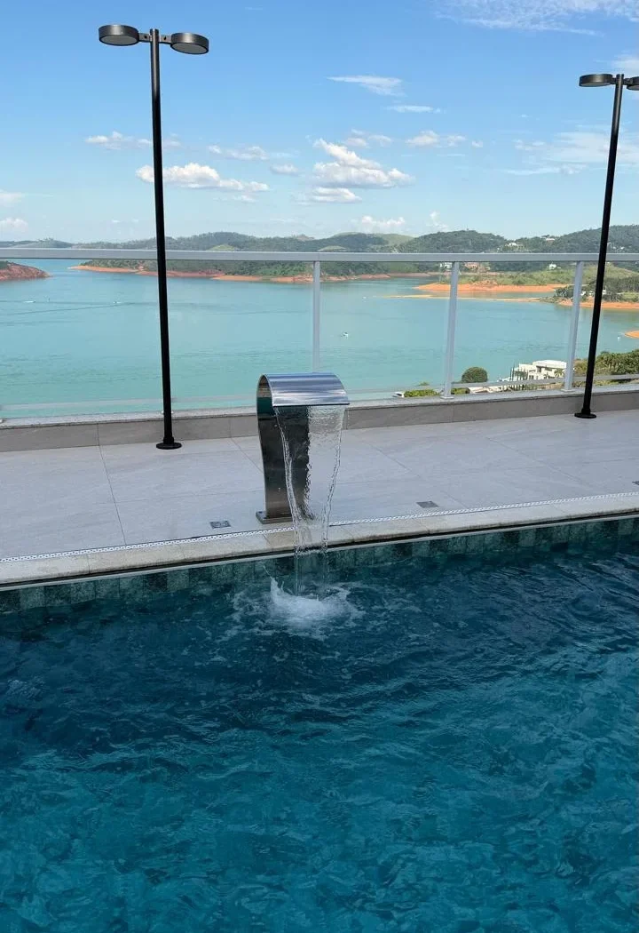 Chácara com 3 suítes e vista para a represa de Igaratá em condomínio — foto 1